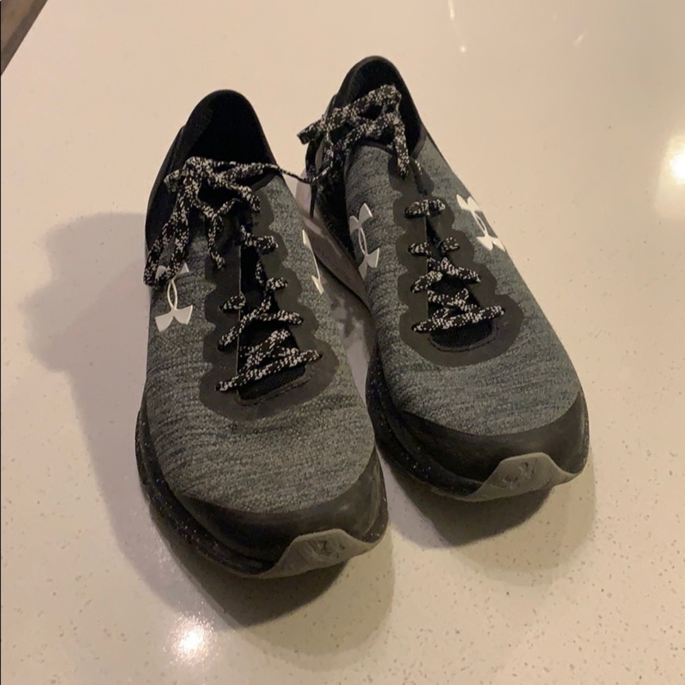 Under Armour Charged Running